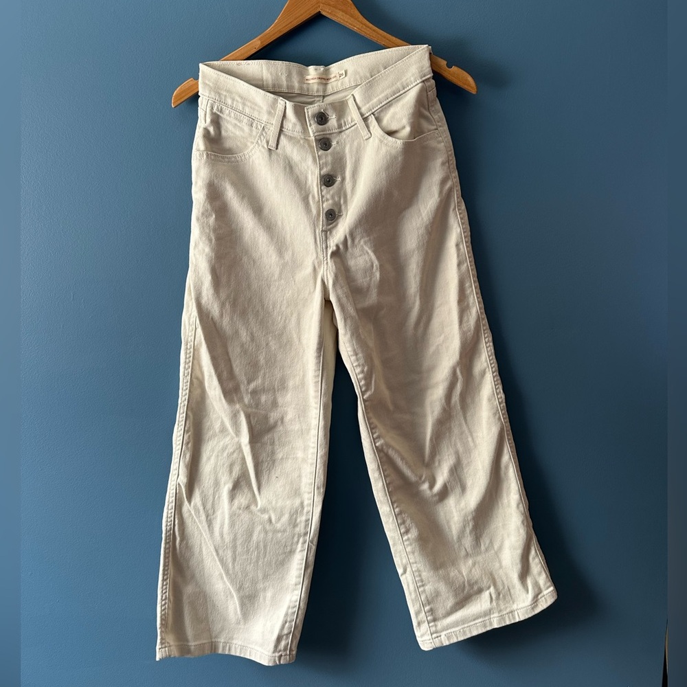 Levi's Mile High Cropped Wide Leg in Cream